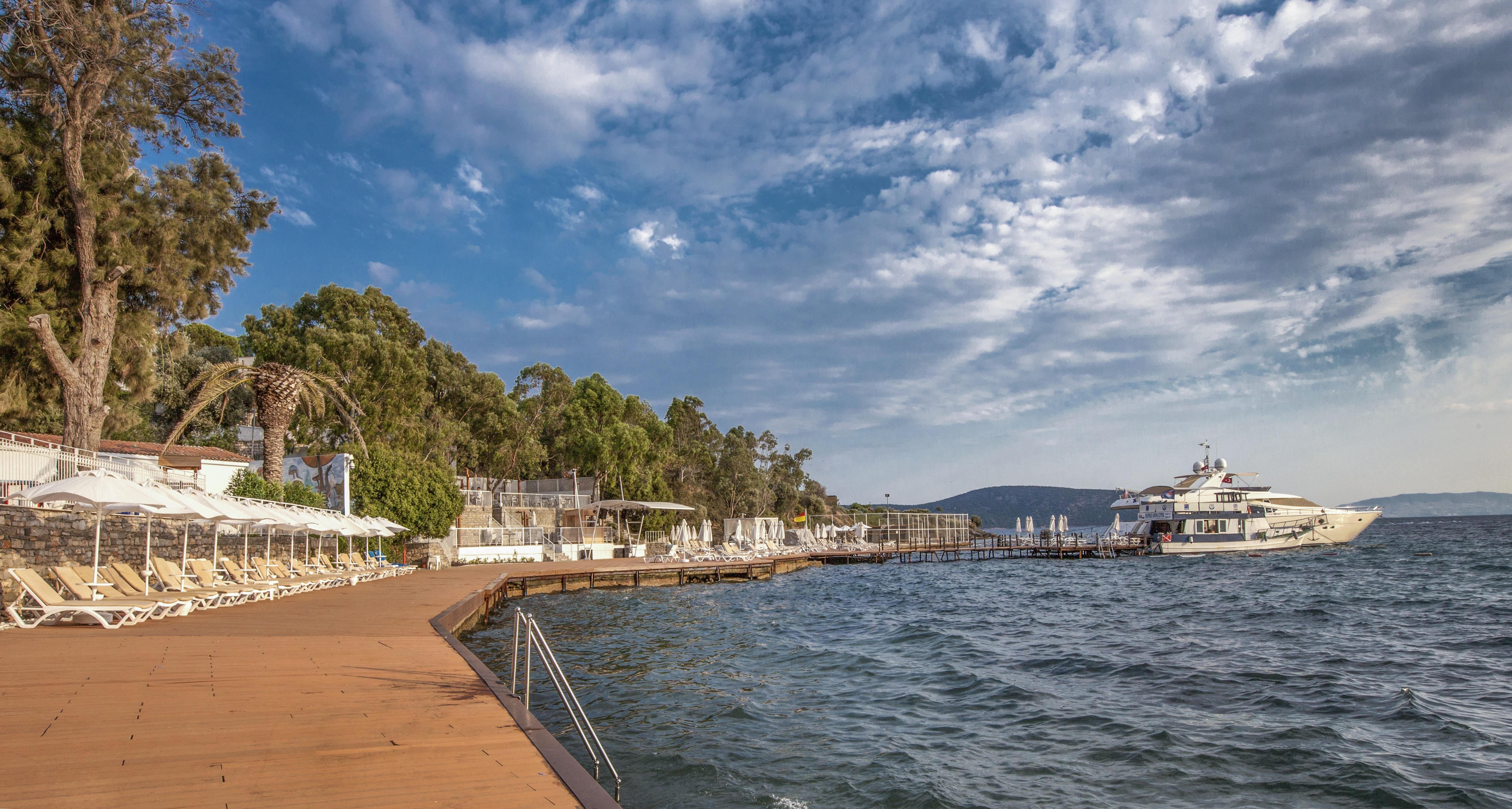 ラブランダ Tmt ボドルム リゾート【オールインクルーシブ】 エクステリア 写真 View of the port of Glyfáda