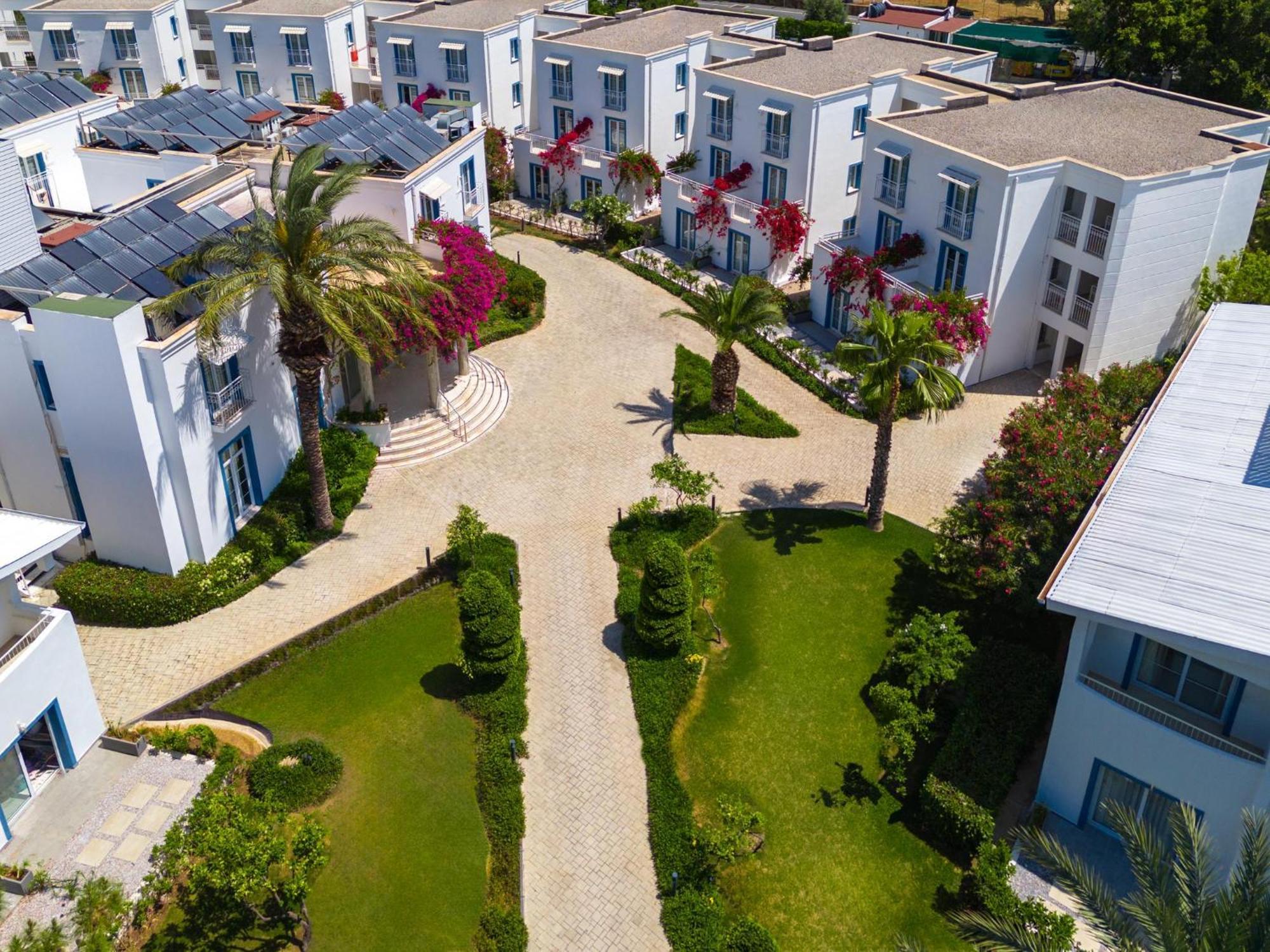 ラブランダ Tmt ボドルム リゾート【オールインクルーシブ】 エクステリア 写真 Residential complex in Çekmeköy, Istanbul